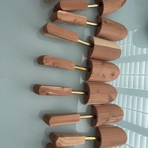 Cedar wood shoe horns
